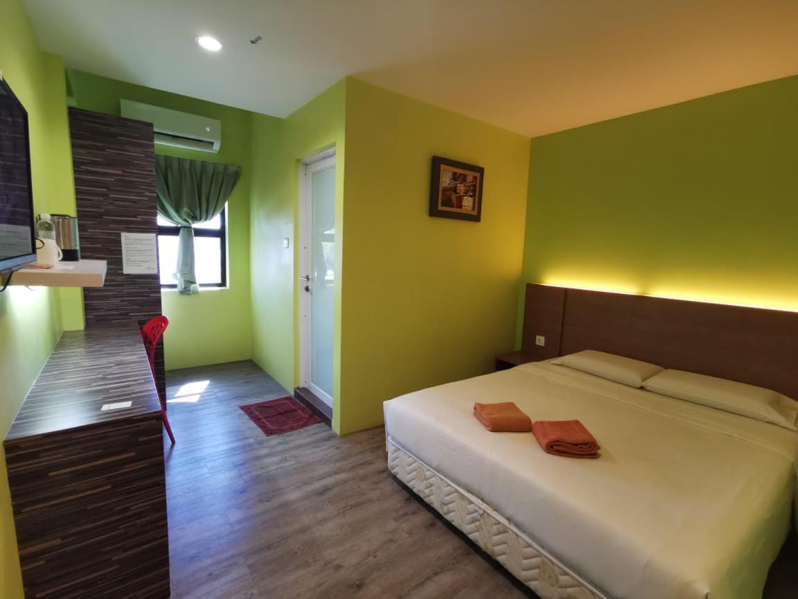 Walk Inn Мірі Екстер'єр фото