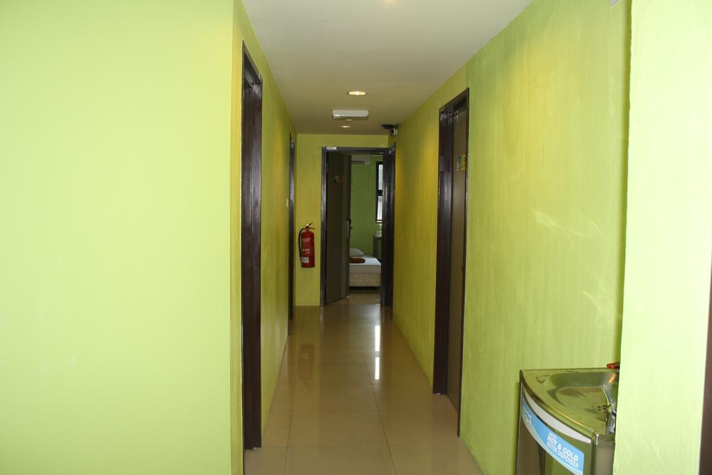 Walk Inn Мірі Екстер'єр фото